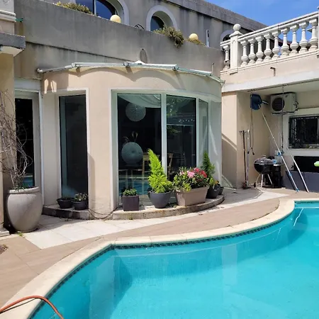 Villa Piscine Confort, Barbecue 4 Etoiles Marseilles