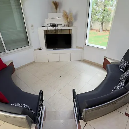 Piscine Confort, Barbecue 4 Etoiles